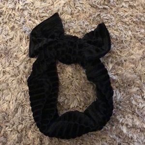 Turbans for Tots velvet headband.